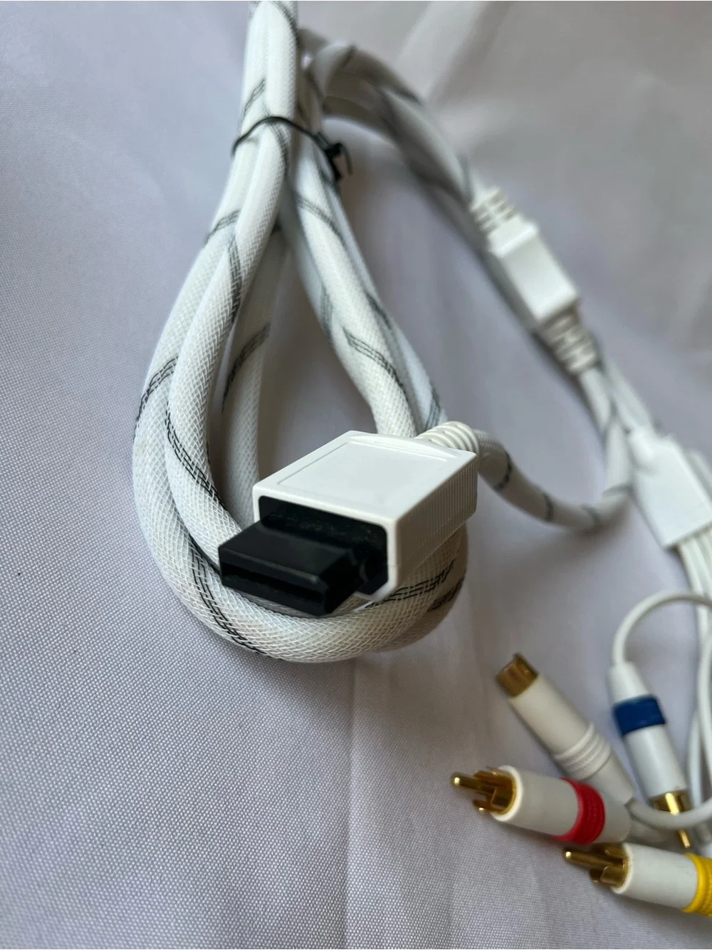 Monoprice 6FT Audio Video ED Component Cable for Wii and Wii U